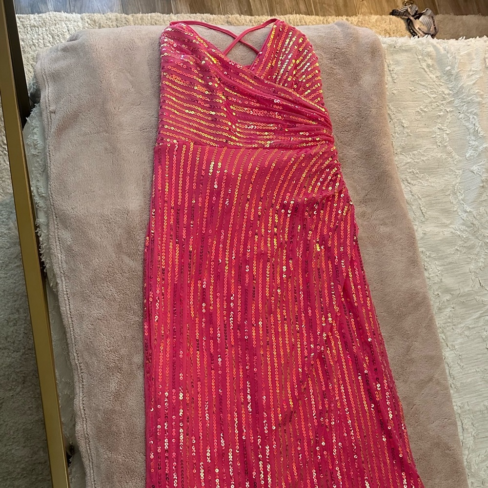 Lulus pink Prom dress